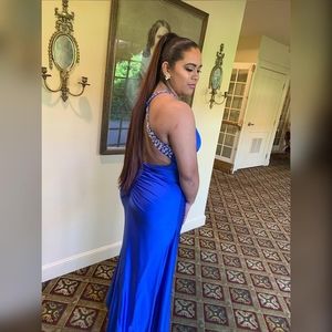 Meet your Posher, Alba